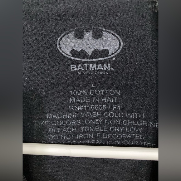 Batman Logo T-Shirt size Large - Picture 3 of 3